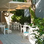 Vienna Hotel 3*